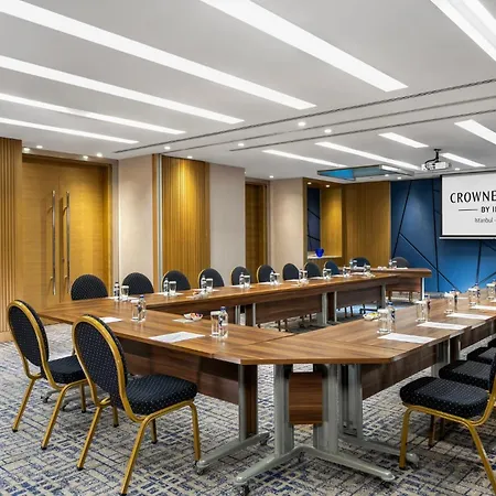 Hotel Crowne Plaza Florya By Ihg Istambul