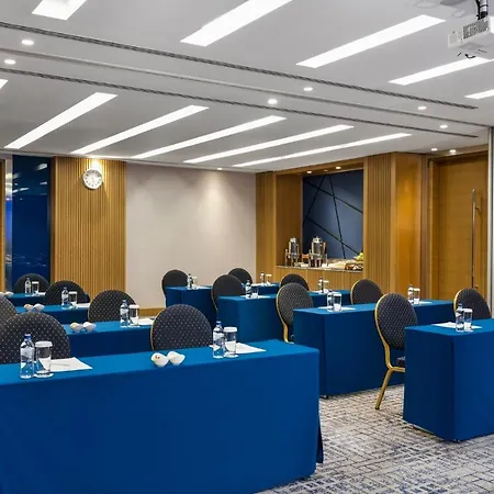 Crowne Plaza Florya By Ihg 5*