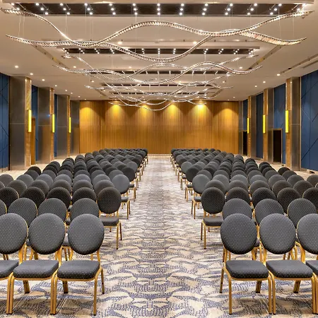 Crowne Plaza Florya By Ihg 5*