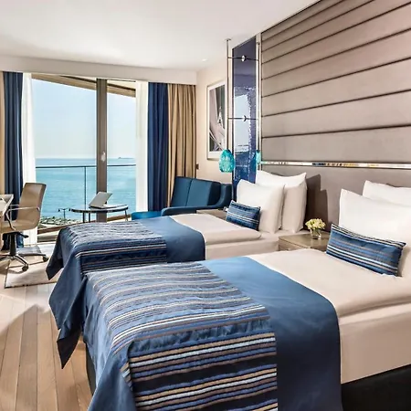 Otel Crowne Plaza Florya Istanbul, An Ihg 5*
