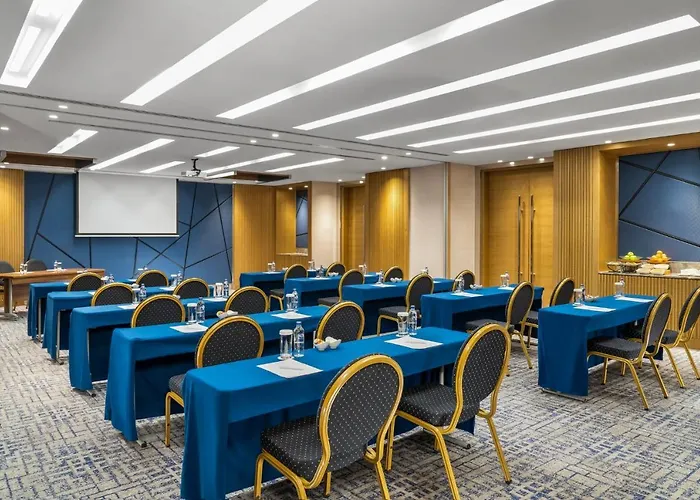 Crowne Plaza Florya By Ihg 5*