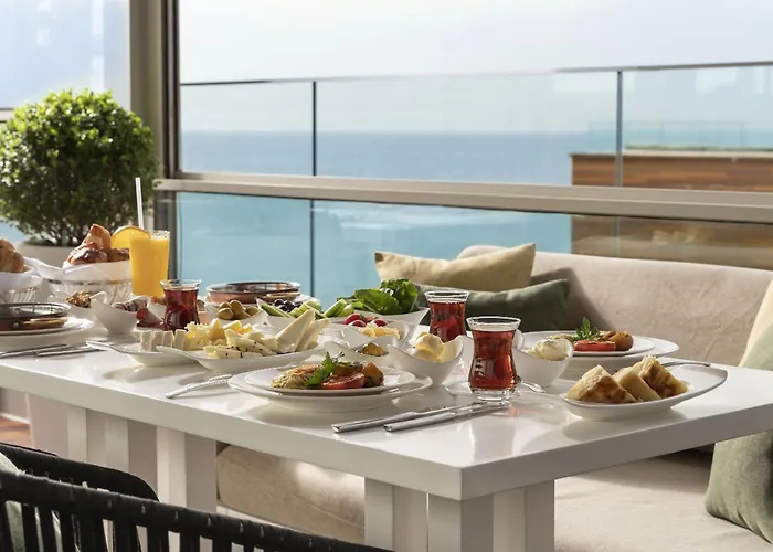 Crowne Plaza Florya By Ihg Hotel Stambuł