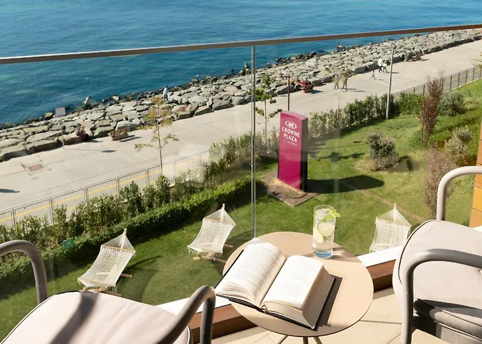 Crowne Plaza Florya By Ihg 5*