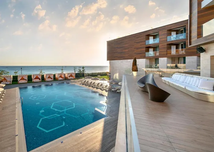 Crowne Plaza Florya By Ihg Hotel Stambuł