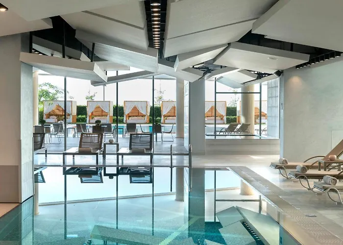 Hotel Crowne Plaza Florya By Ihg 5*