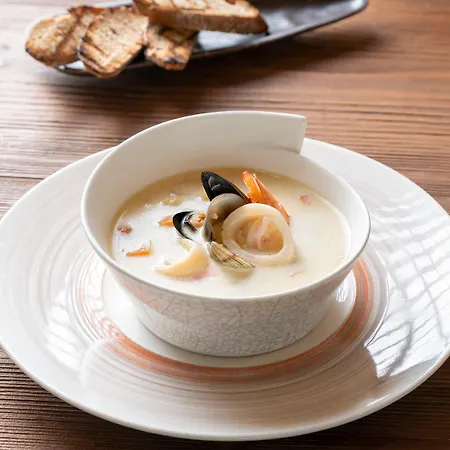 Crowne Plaza Florya By Ihg Hotel 5*